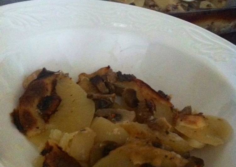 Potato and mushroom gratin