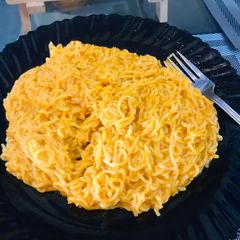 A picture of Maggi.