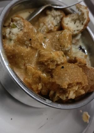 A picture of Medu vada.