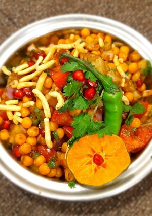 સફેદ વટાણા ચાટ રેસીપી મુખ્ય ફોટો