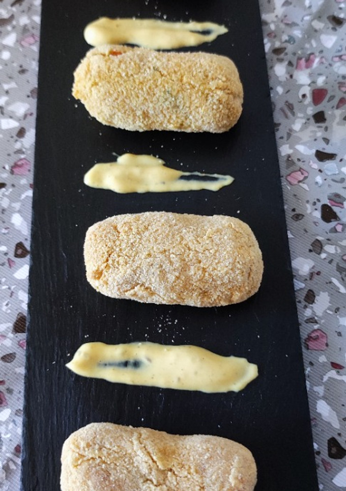 Una foto de Croquetas de puerros con dátiles y zanahorias "fritas" en Freidora de Aire