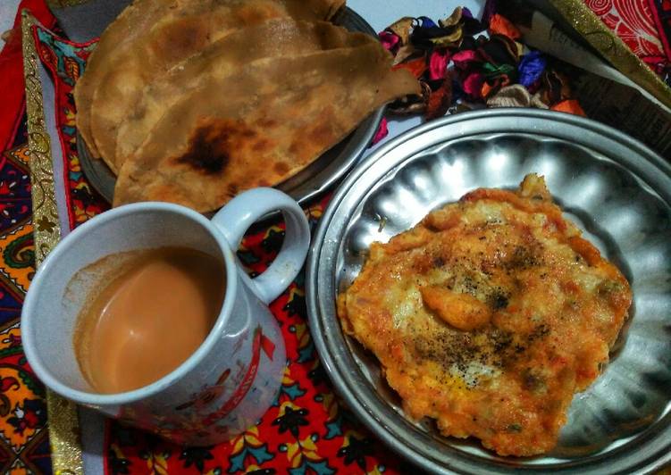 Recipe of Quick Scrumble Egg with Teh wala paratha 💖💖