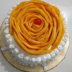 A picture of 🎂🍒🎂Mango Roses Cake 🎂🍒🎂.