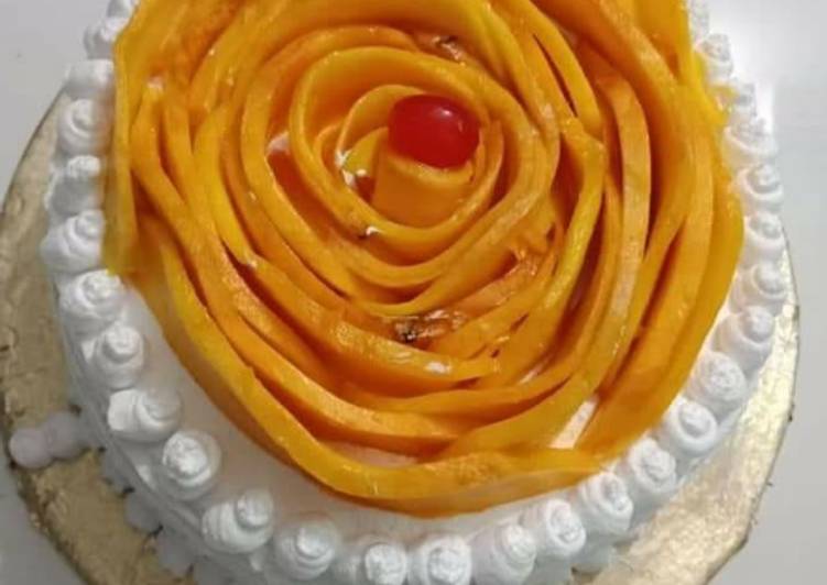 Recipe of 🎂🍒🎂Mango Roses Cake 🎂🍒🎂