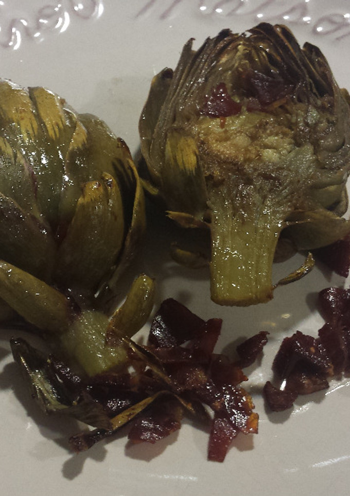 Una foto de Alcachofas con jamón