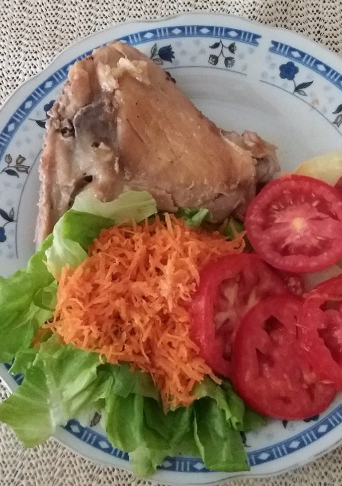 Una foto de Pollo a la Olla con verduras frescas