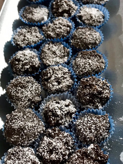 Foto di Dolcetti al cioccolato e biscotti 🍪🍫