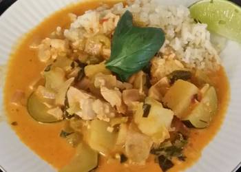 Ultimate Prepare Recipe Brads chicken in red thai curry Delicious