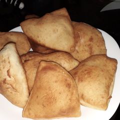 A picture of Mandazi.