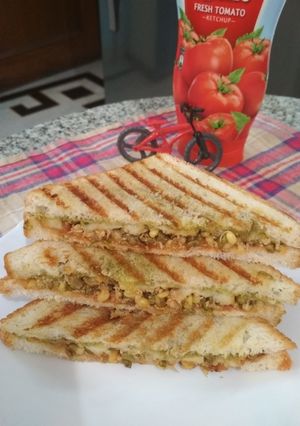 A picture of Moong sprout grilled sandwitch.