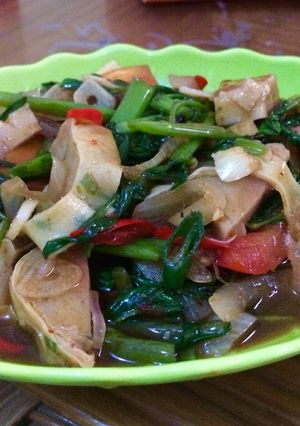Foto resep Oseng Kangkung Terasi