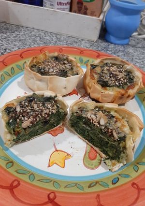 Una foto de Tarteletas de Espinaca, súper fácil y sano 💚