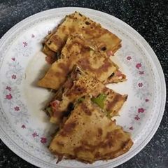 A picture of Chapatti pizza.