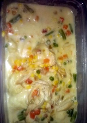 A picture of Chicken n dumplins.