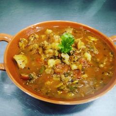 A picture of Aloo Thechwani.