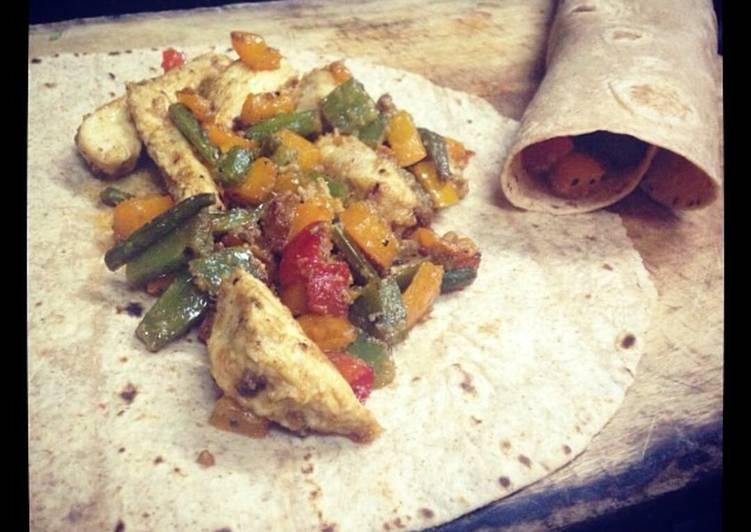 Steps to Make Favorite Healthy chicken and bell pepper burrito