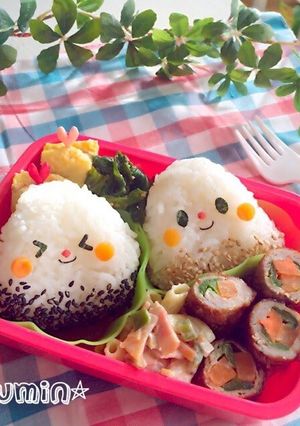 A picture of Charaben - Little Fall Chestnut-Shaped Onigiri.