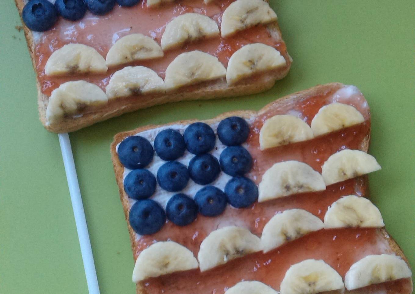 Vickys 'Star-Spangled Banner' Toast, 4th of July Kids Breakfast