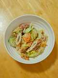 Salad Segar Tuna dan Chikuwa