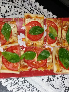 Una foto de Pizza casera! Muy fácil