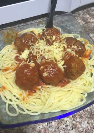 A picture of Spaghetti And Meatballs In Tomato Sauce.