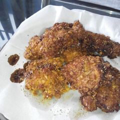 A picture of Chicken fingers.