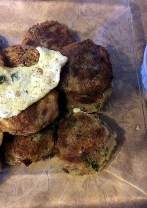 A picture of Delicious Spicy Potato Patties!.