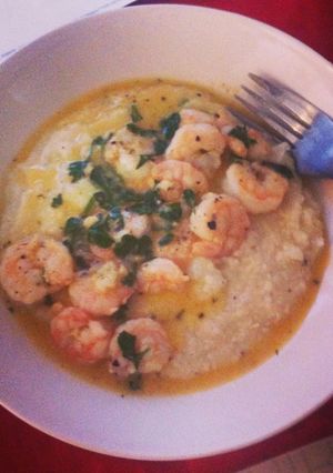A picture of Lemon- Garlic Shrimp and Grits.