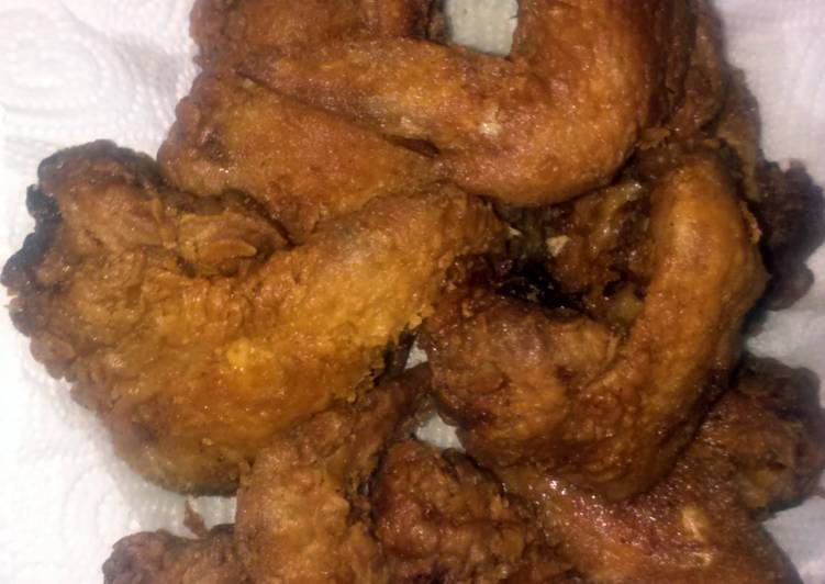 Steps to Prepare Homemade Crispy Fried Chicken Wings