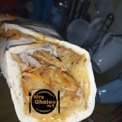 A picture of Chicken wraps.