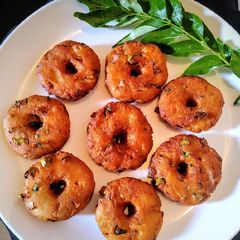 Bread vada A picture of Bread vada.