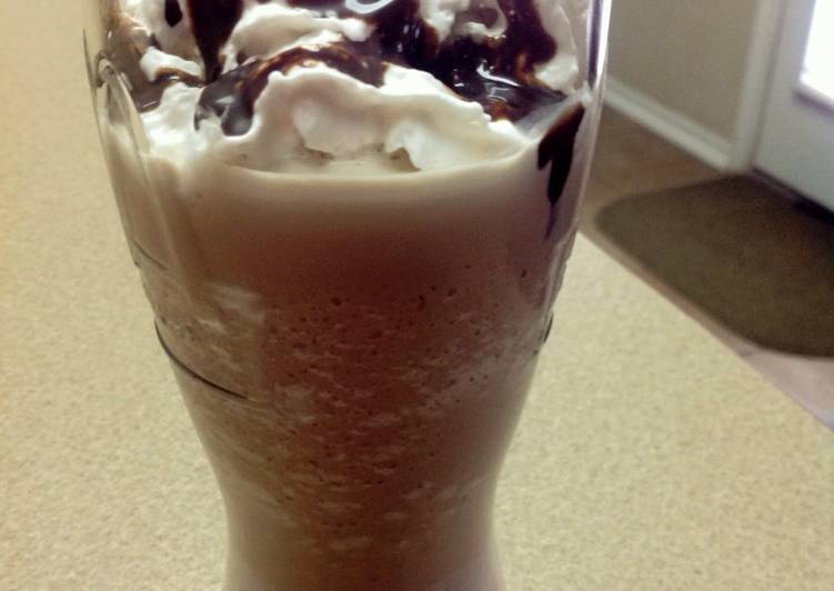 Steps to Prepare Award-winning Carmel Mocha Frappe