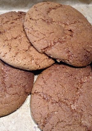 A picture of Ginger biscuits.