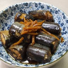 A picture of Simmered Pacific Saury with Ginger.