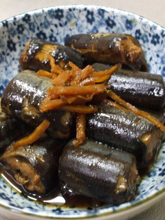A picture of Simmered Pacific Saury with Ginger.