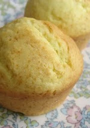 A picture of Just Mix and Bake Basic Plain Muffins.