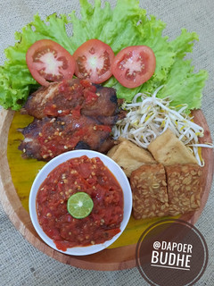 Foto resep 251. Penyet Ikan Asap, Tahu, Tempe