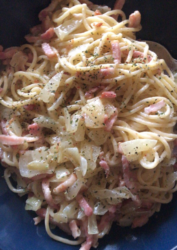 Una foto de Espaguetis a la carbonara