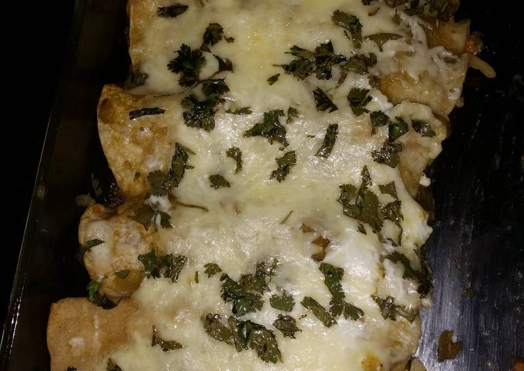 Easiest Way to Prepare Perfect Turkey enchiladas suiza