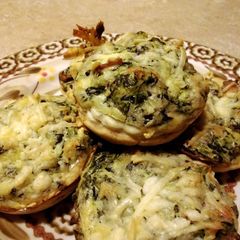 A picture of Spinach ,bacon and cheese cup appetizers.