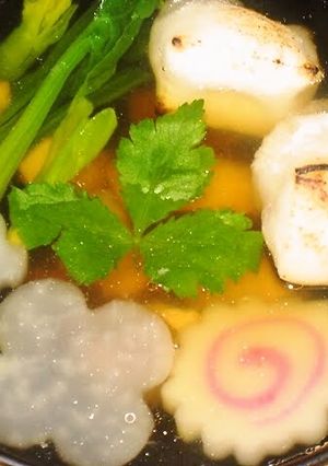 A picture of Ozouni with Lots of Dashi.