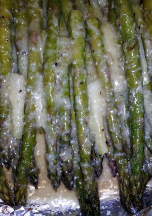 A picture of Parmesan Asparagus and Green Onion.