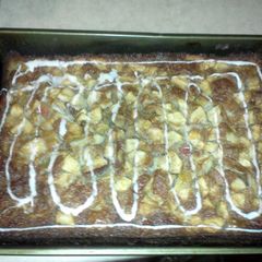 A picture of fresh Apple cake.