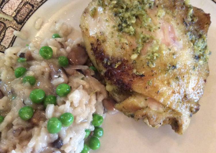 Pesto Chicken And Mushroom risotto Mmmmmmmm Pesto Chicken And Mushroom risotto Mmmmmmmm