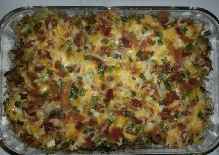 Super Yummy Buffalo Chicken &amp; Potato Casserole