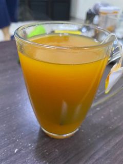 صورة لوصفة شاي بالليمون و الزنجبيل