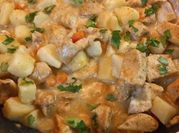 Una foto de wok pollo