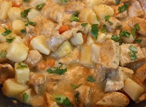 Una foto de Pechugas de Pollo al Wok con Vegetales
