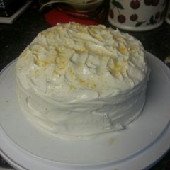 A picture of Lemon icebox cake.
