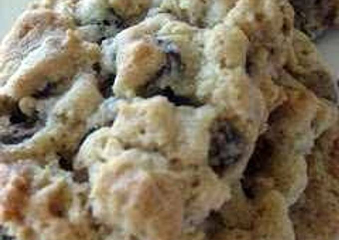 Secret to Servant Delicious oatmeal chocolate chip cookies